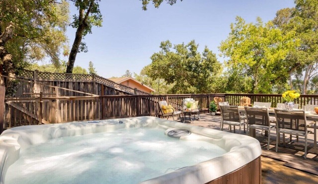 Wine Country! Wine Country 5BR, Hot Tub, Fire pit, Patio