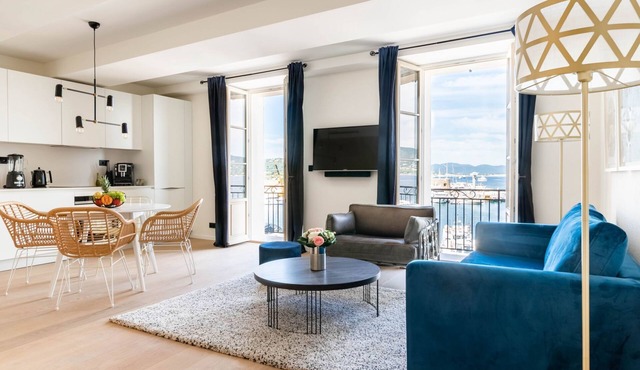 Wunderschöne Wohnung mit Balkon am Hafen by Interhome