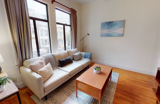 Private Bedroom in Nob Hill! FULLY SERVICED!