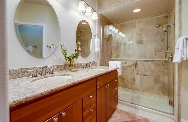 Spacious Three Bedroom Condo in Little Italy !
