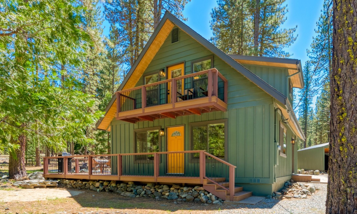 Graeagle Cabin | Adorable Graeagle Cabin