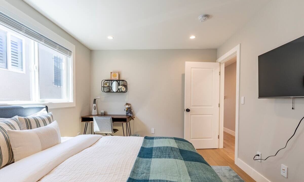 Southern Hills House | Lux Apartment on hill close to SF