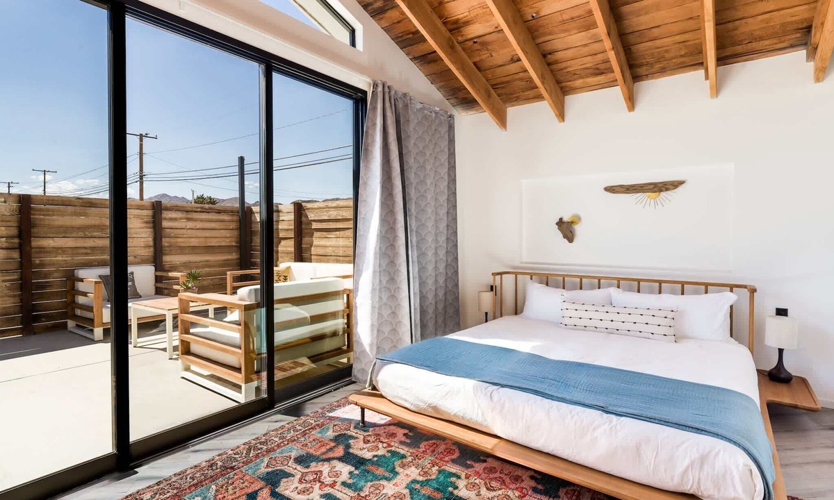 Yucca Valley Bed & Breakfast | The Casita – Private Desert Escape