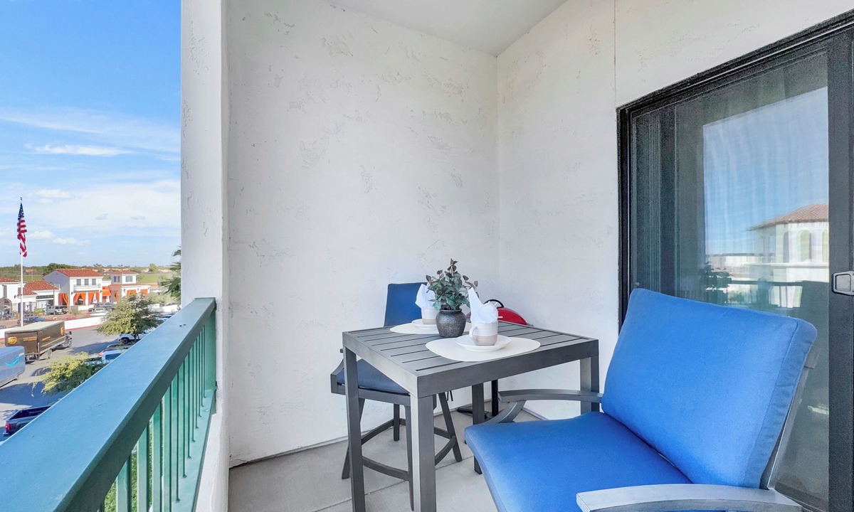 Ocotillo Condo | Resort Living in Ocotillo. 2 King Suites. Pool, Gym, Pickleball