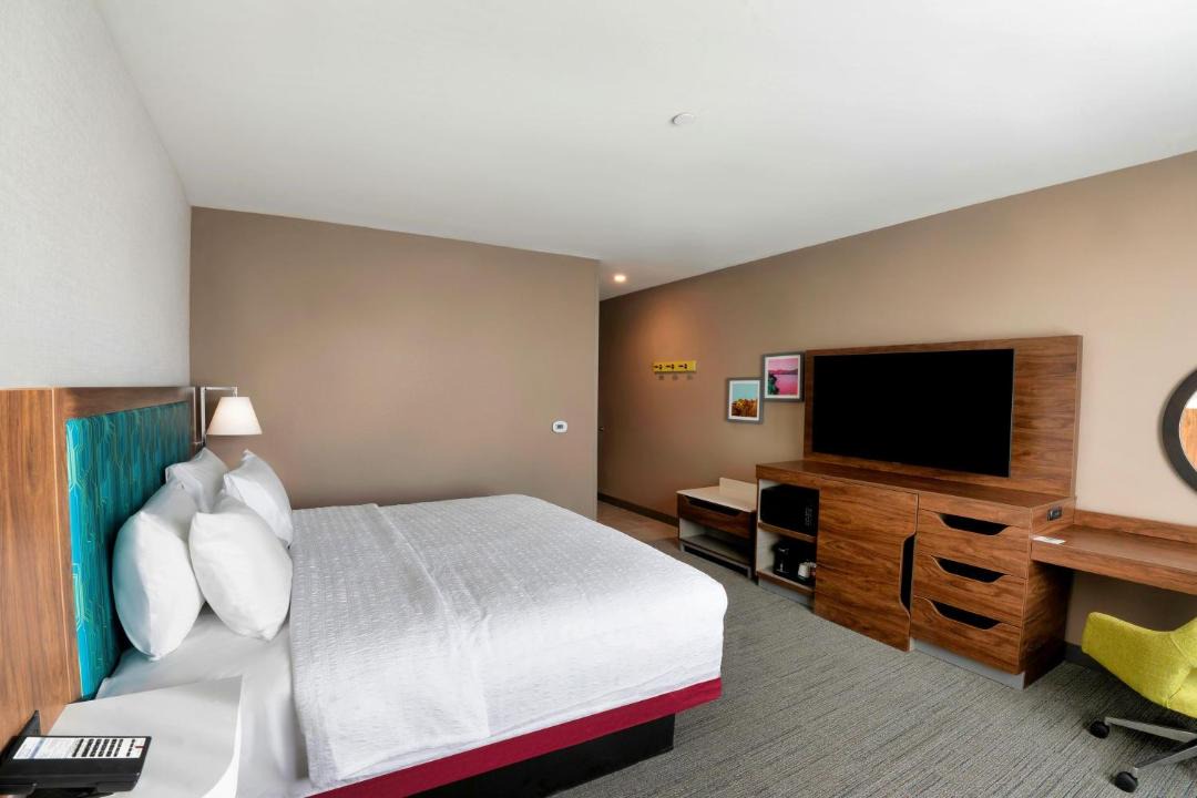 Needles Hotel | Hampton Inn Needles Colorado River