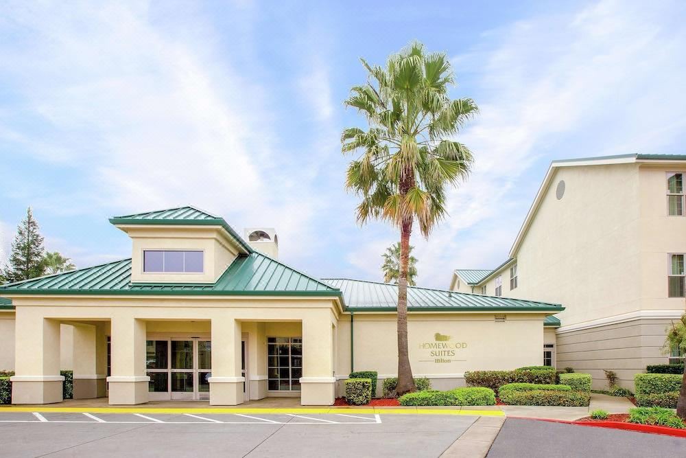Photo of Buildings in North Natomas
