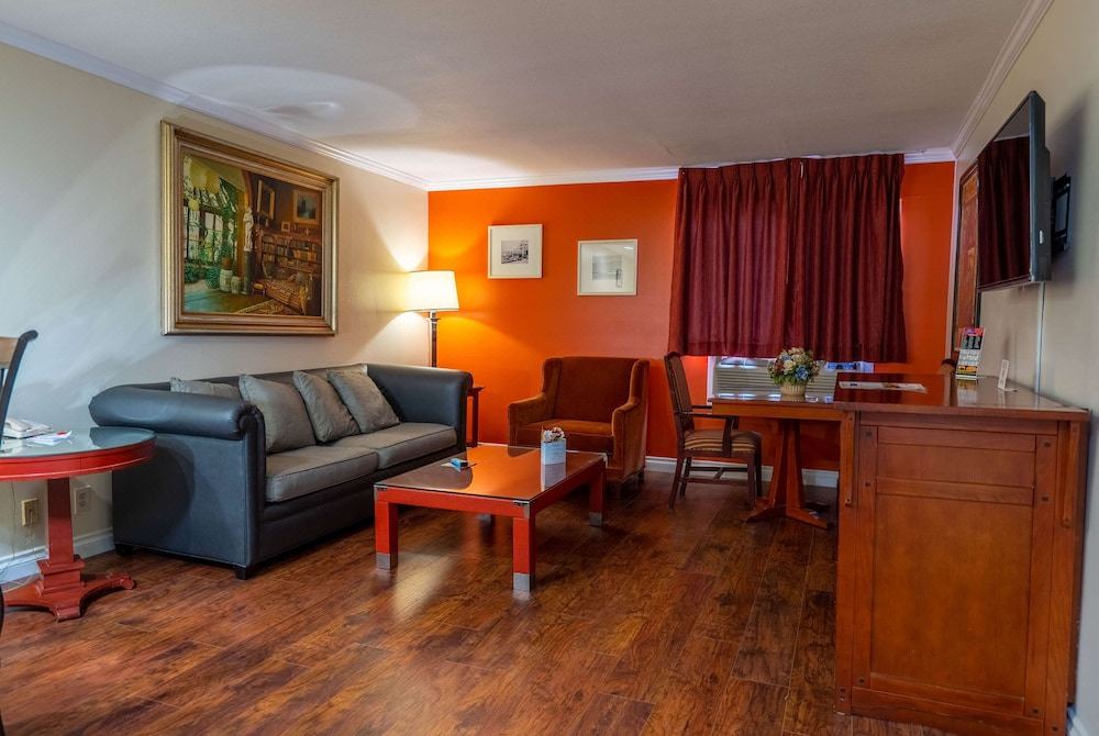 Photo of Livingroom in Buena Park