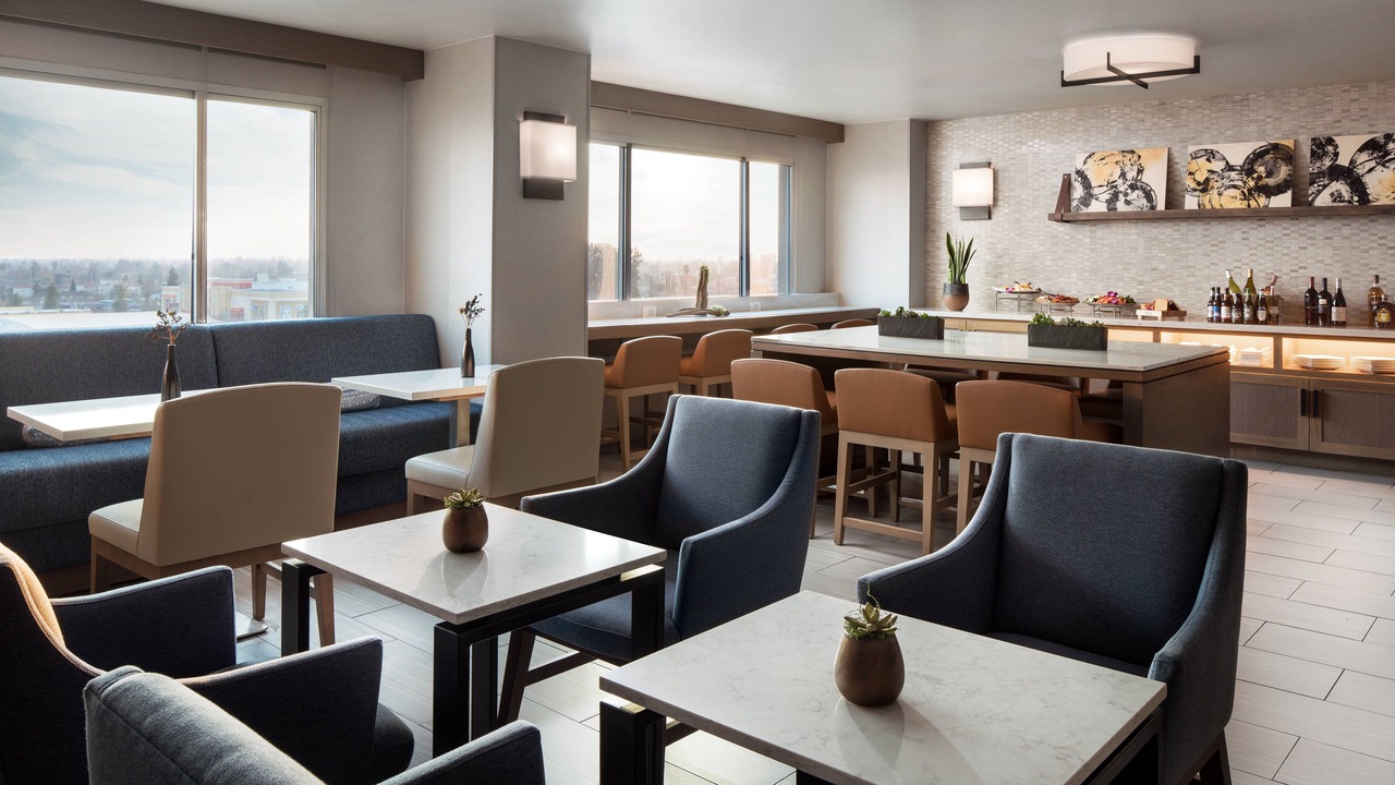 Photo of Livingroom in Downtown