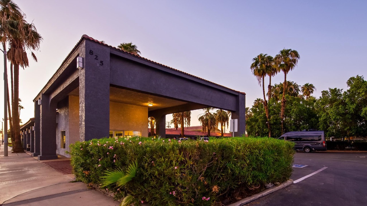 Photo of Buildings in Blythe