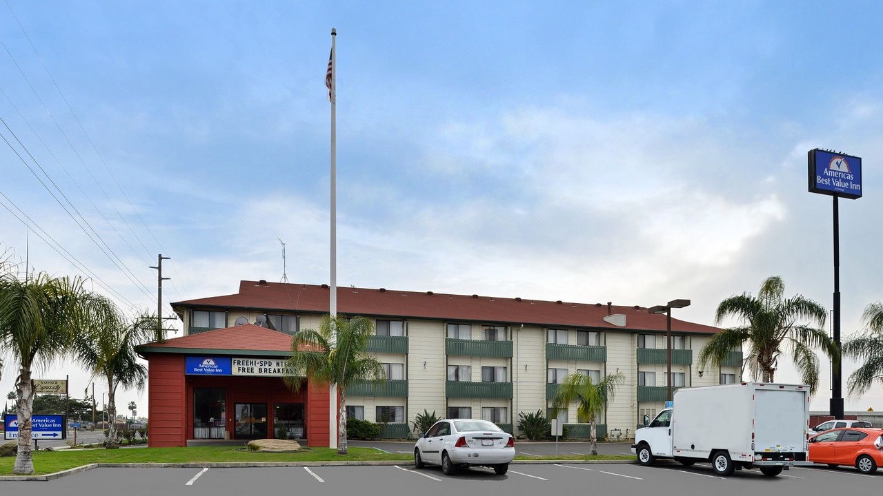 Photo of Buildings in Delano