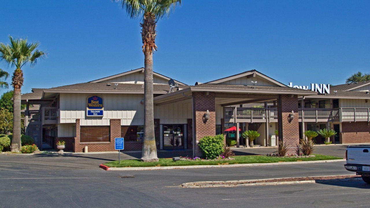 Photo of Buildings in Woodland
