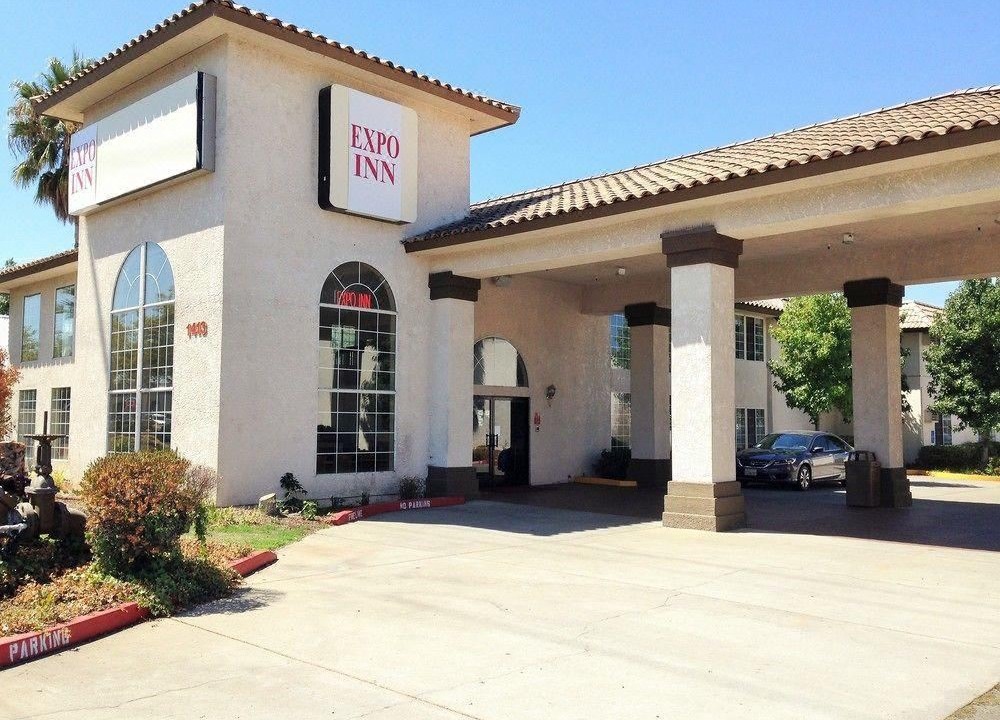 Photo of Buildings in Arden-Arcade