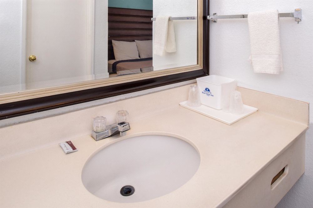 Photo of Bathroom in Delano