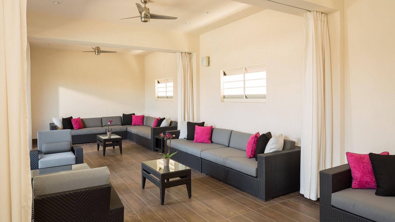 Photo of Livingroom in Bell Gardens