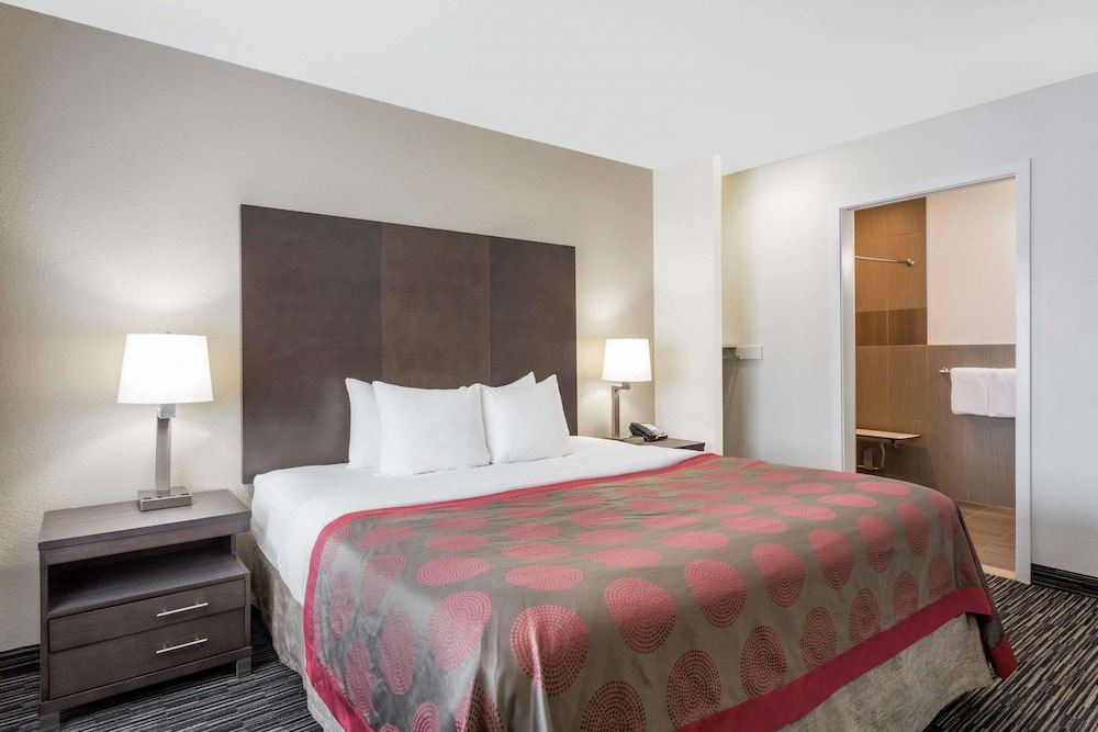 Photo of Bedroom in North Fremont Street