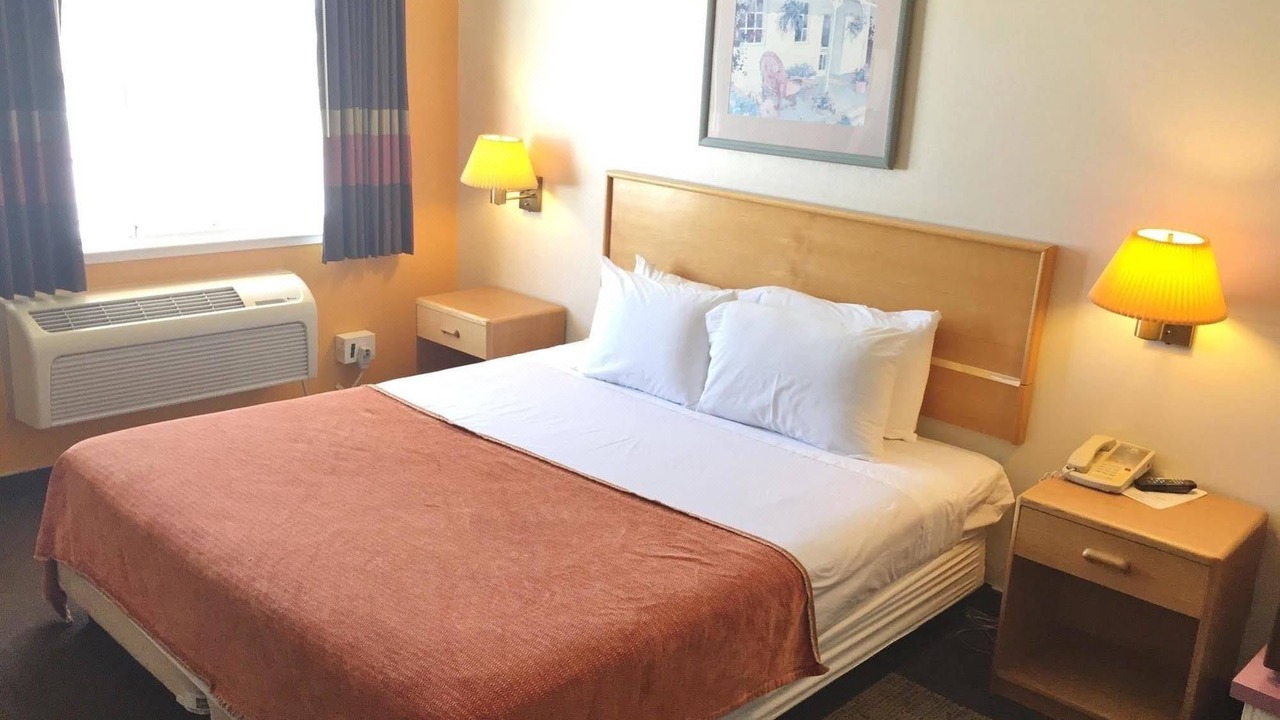 Photo of Bedroom in Dunnigan