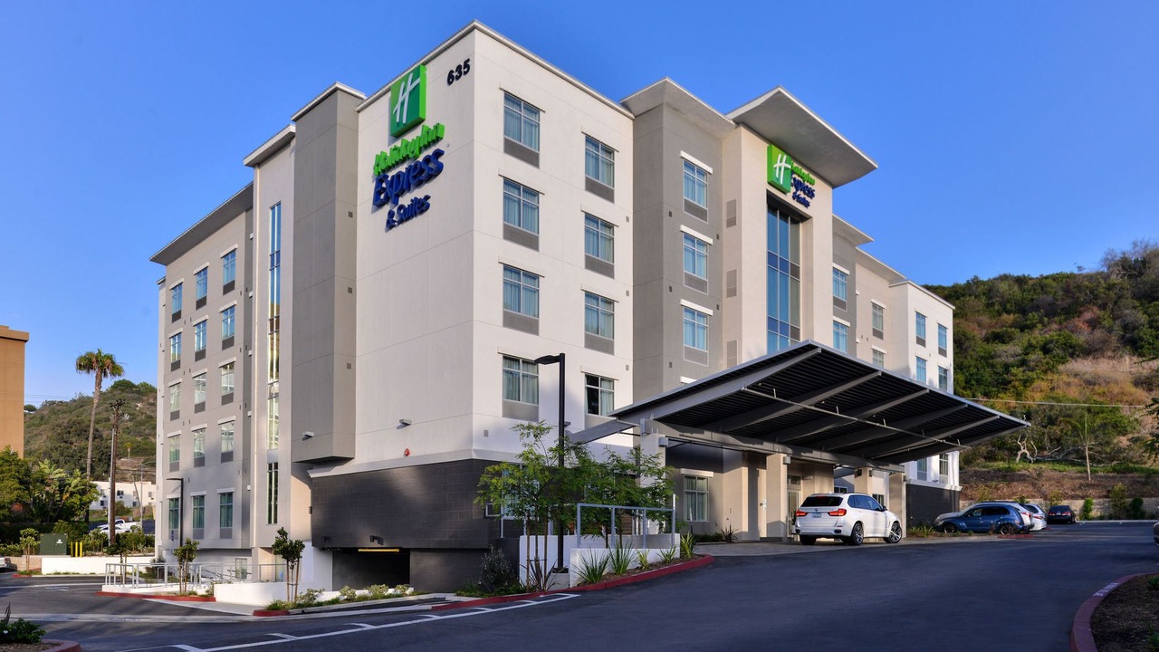 Photo of Buildings in Mission Valley West