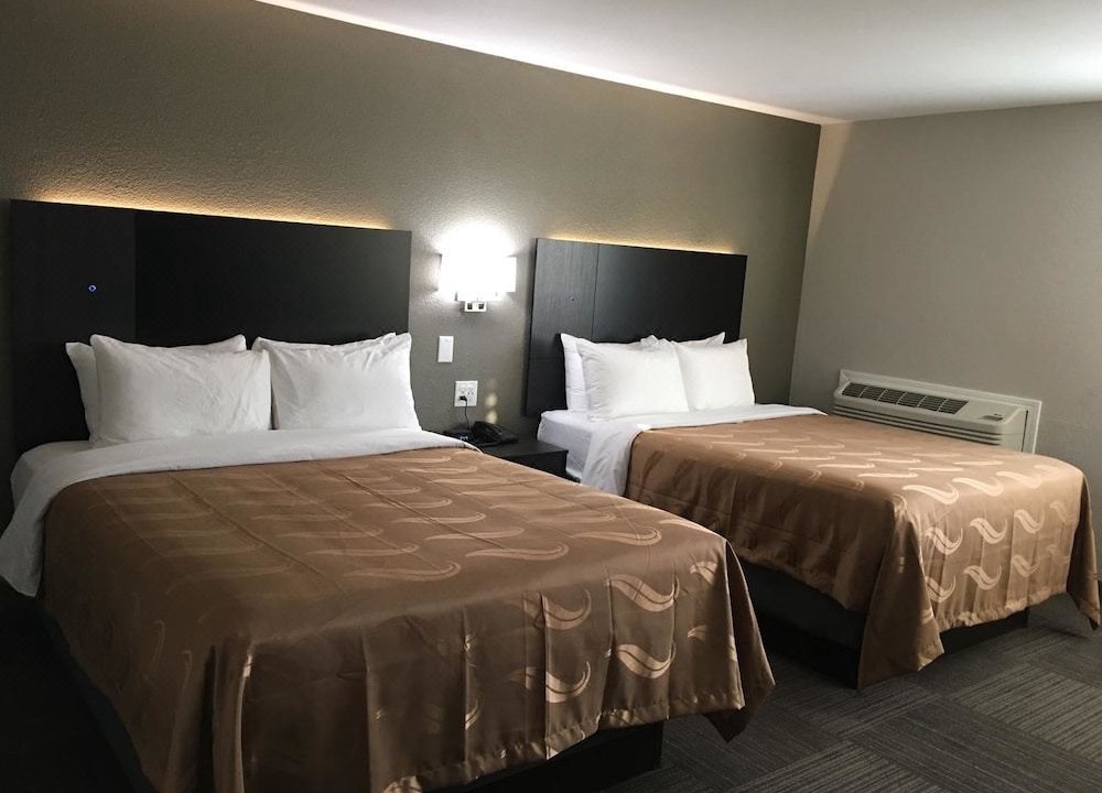Photo of Bedroom in Kettleman City