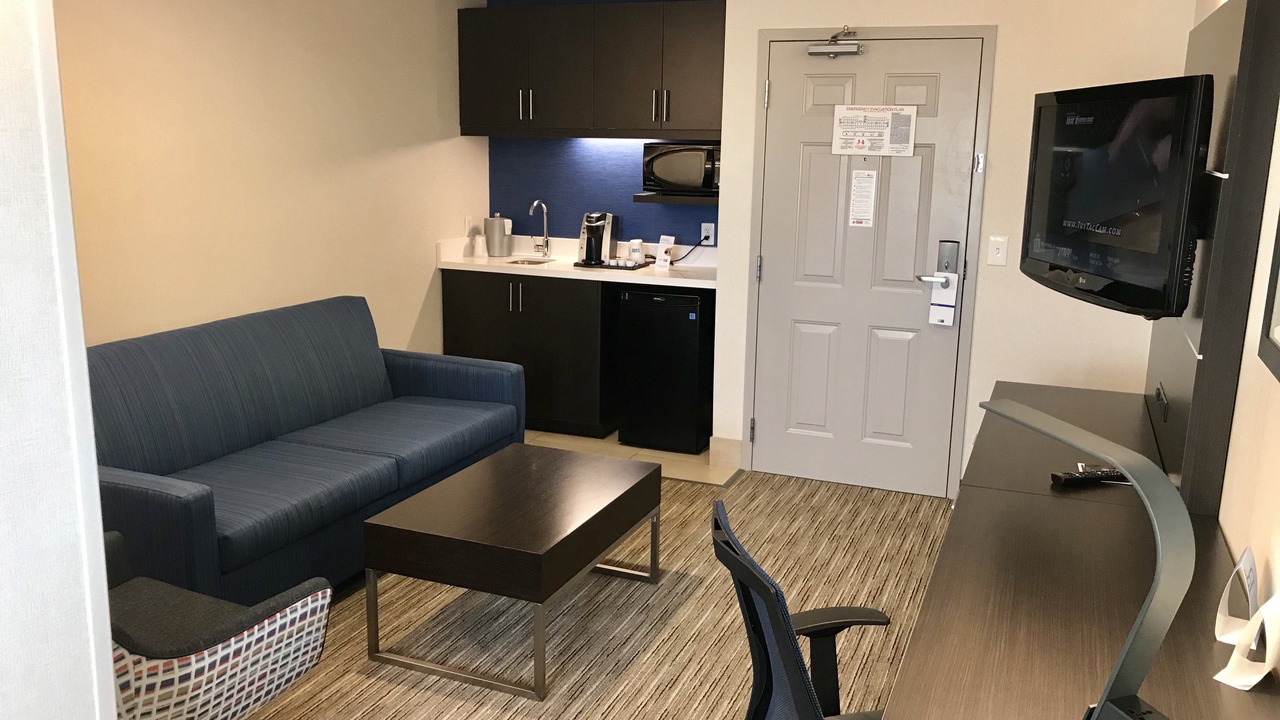 Photo of Livingroom in Tracy