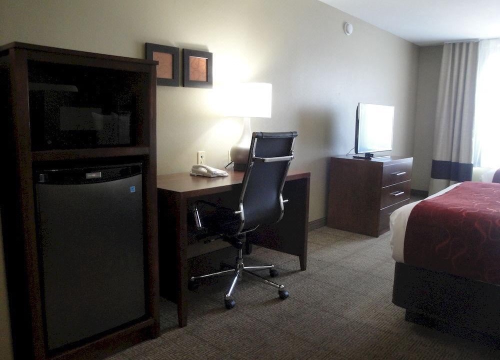 Photo of Livingroom in Victorville