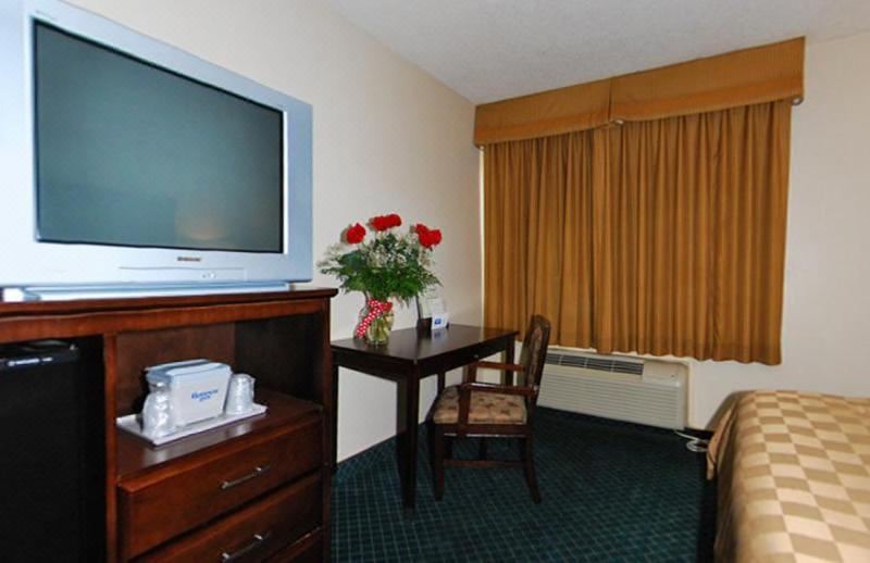 Photo of Livingroom in West Park Community