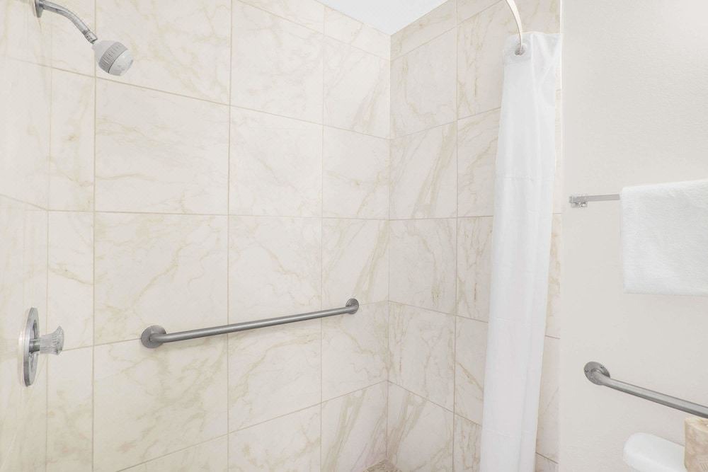 Photo of Bathroom in Lost Hills