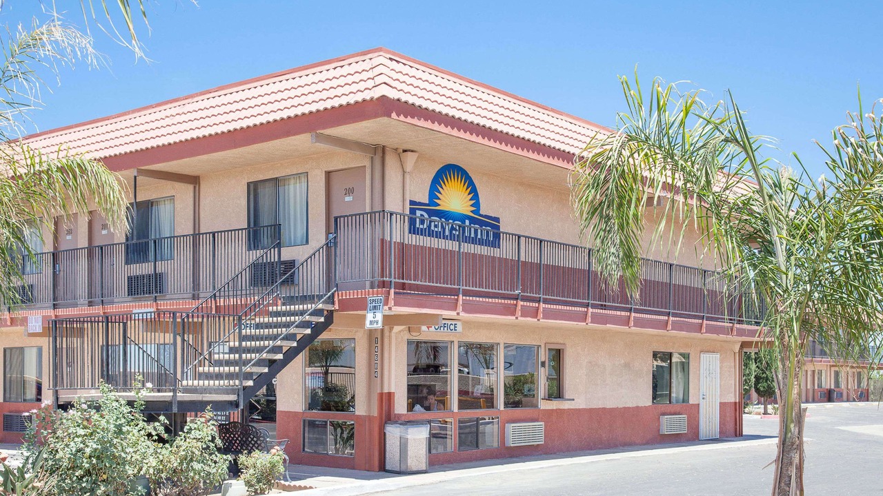 Photo of Buildings in Lost Hills