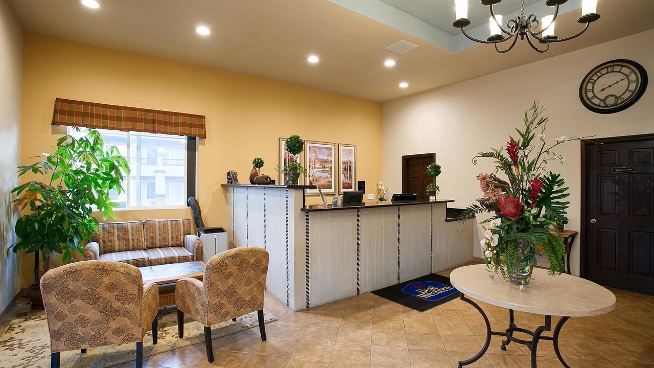 Photo of Livingroom in Ponderosa Park