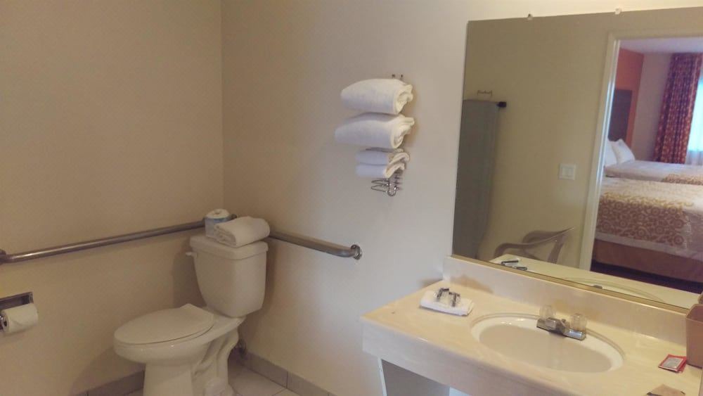 Photo of Bathroom in Hemet