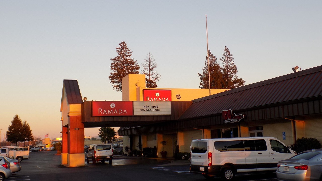 Photo of Buildings in Arden-Arcade