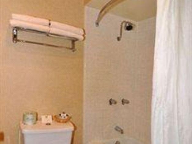 Photo of Bathroom in Ponderosa Park