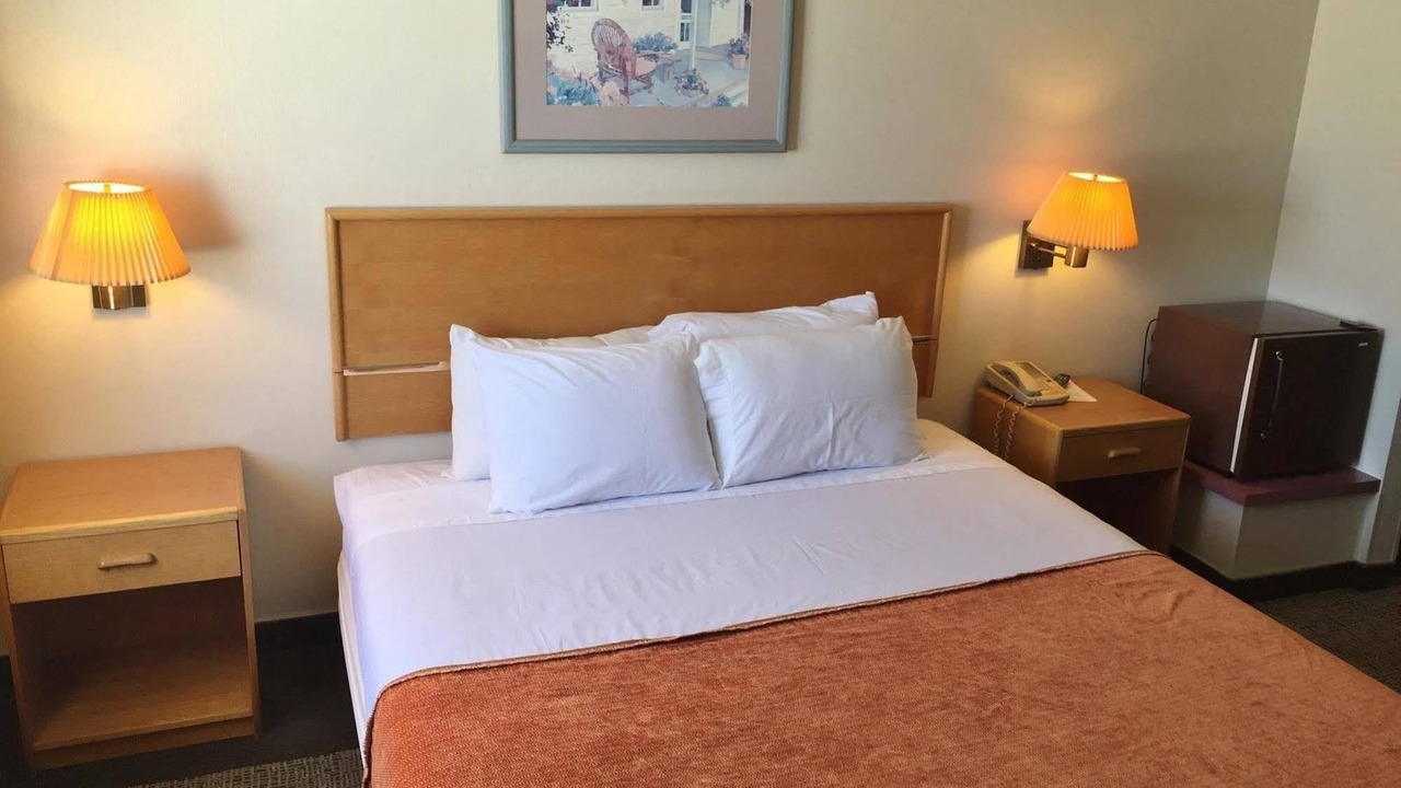 Photo of Bedroom in Dunnigan