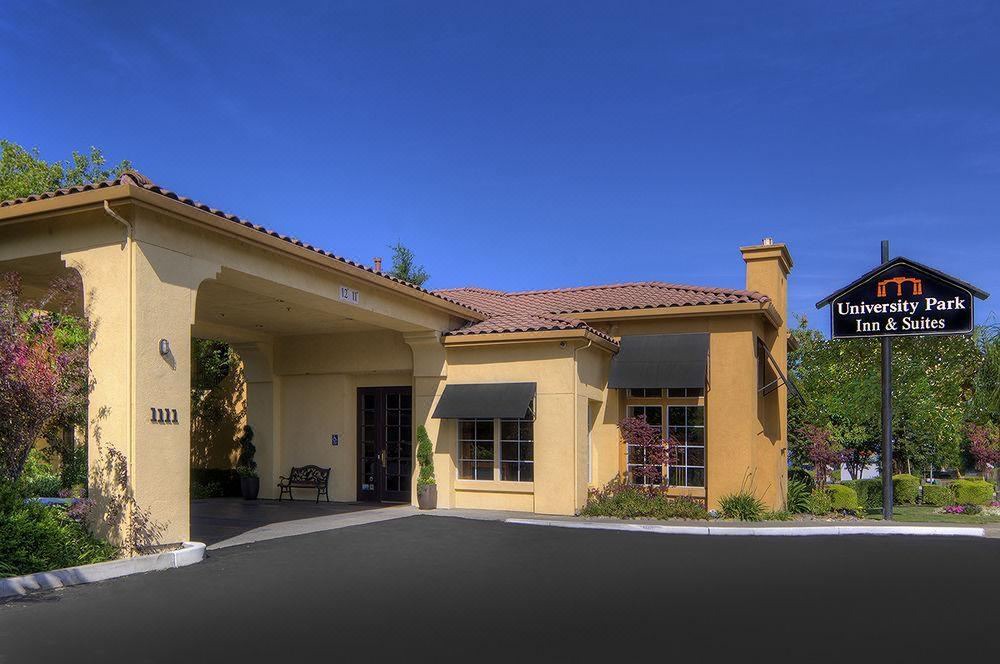 Photo of Buildings in Davis