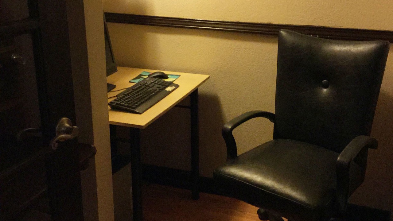 Photo of Livingroom in Davis