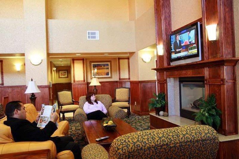 Photo of Livingroom in Palmdale