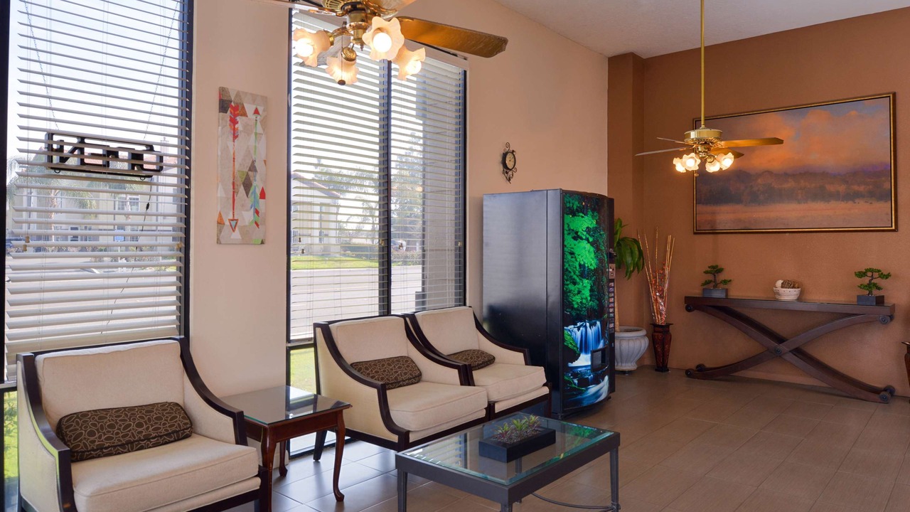 Photo of Livingroom in Delano