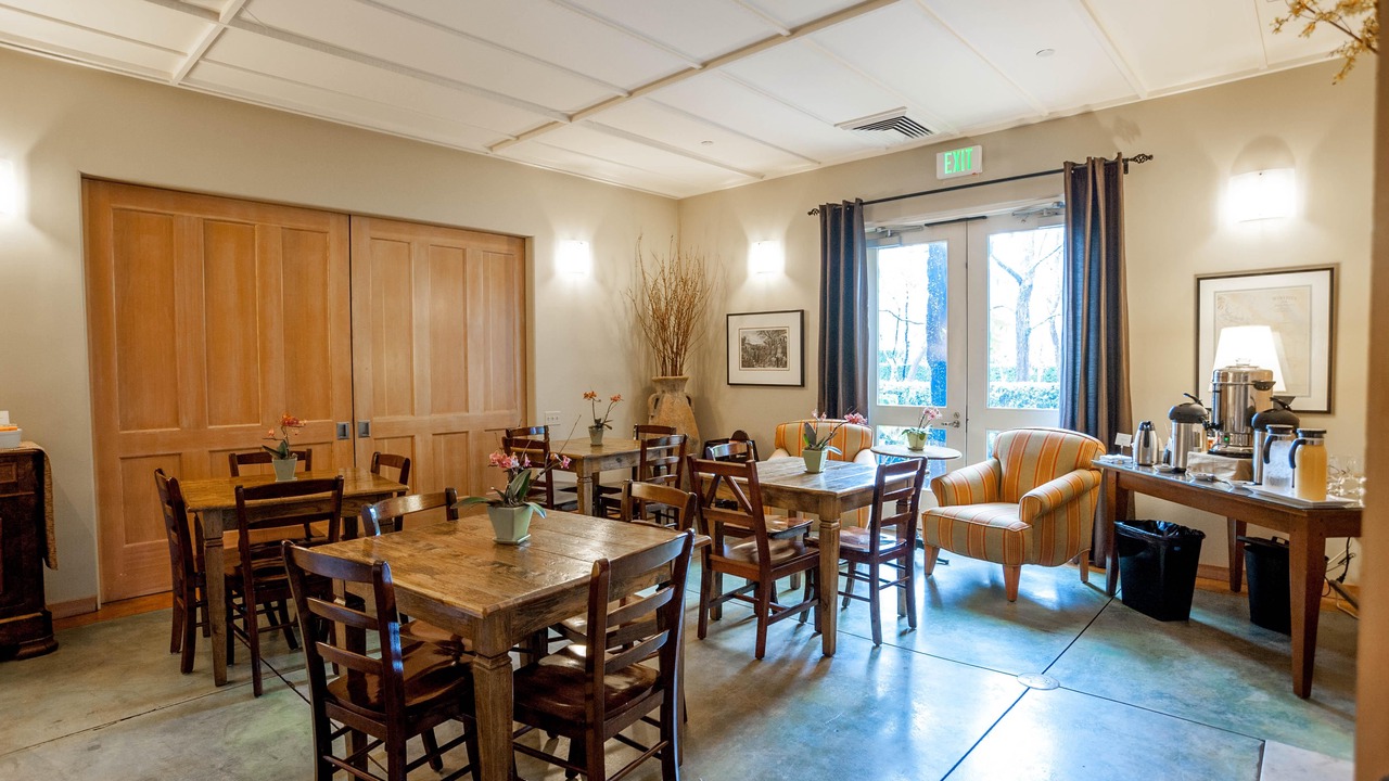 Photo of Livingroom in St. Helena