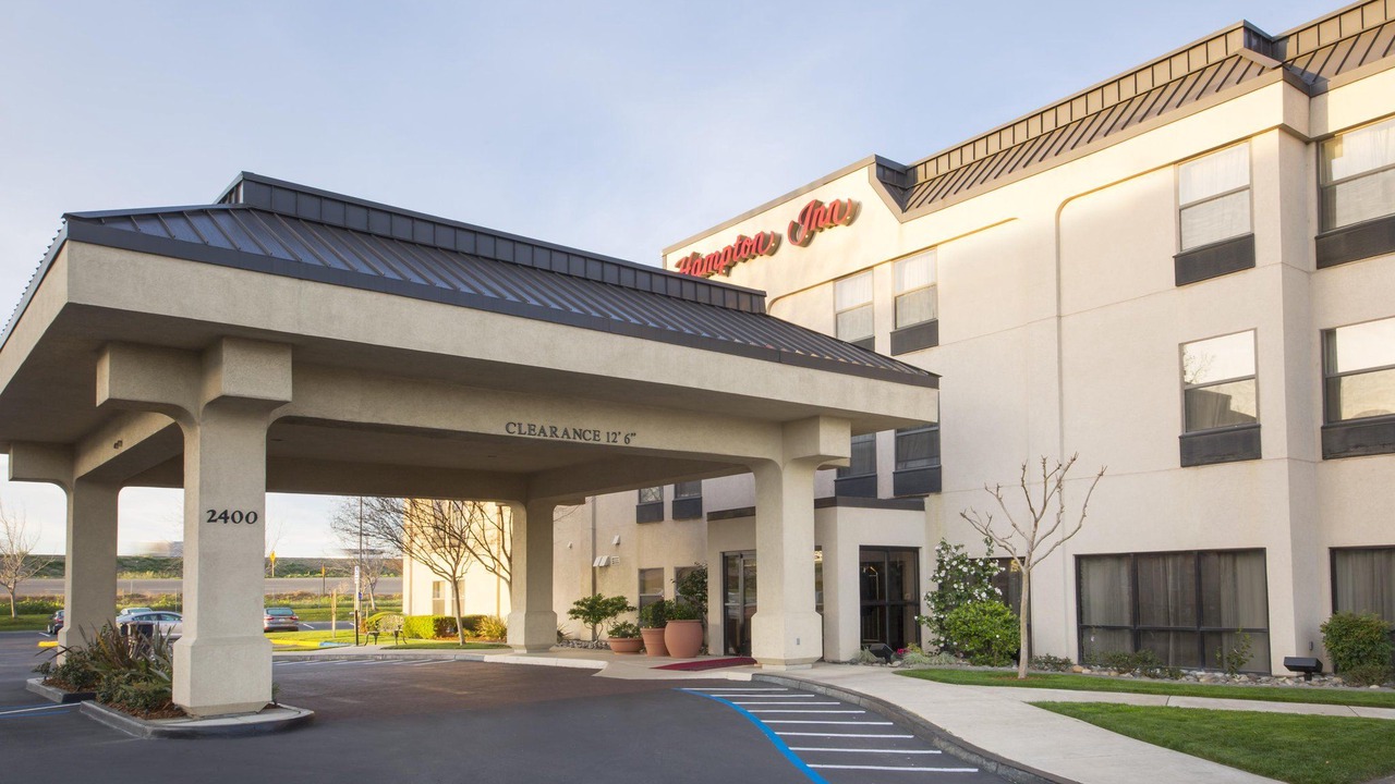 Photo of Buildings in Tracy