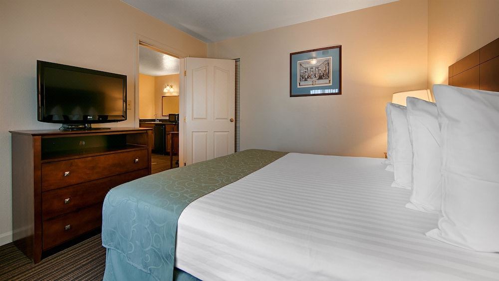 Photo of Bedroom in Southwestern Sacramento