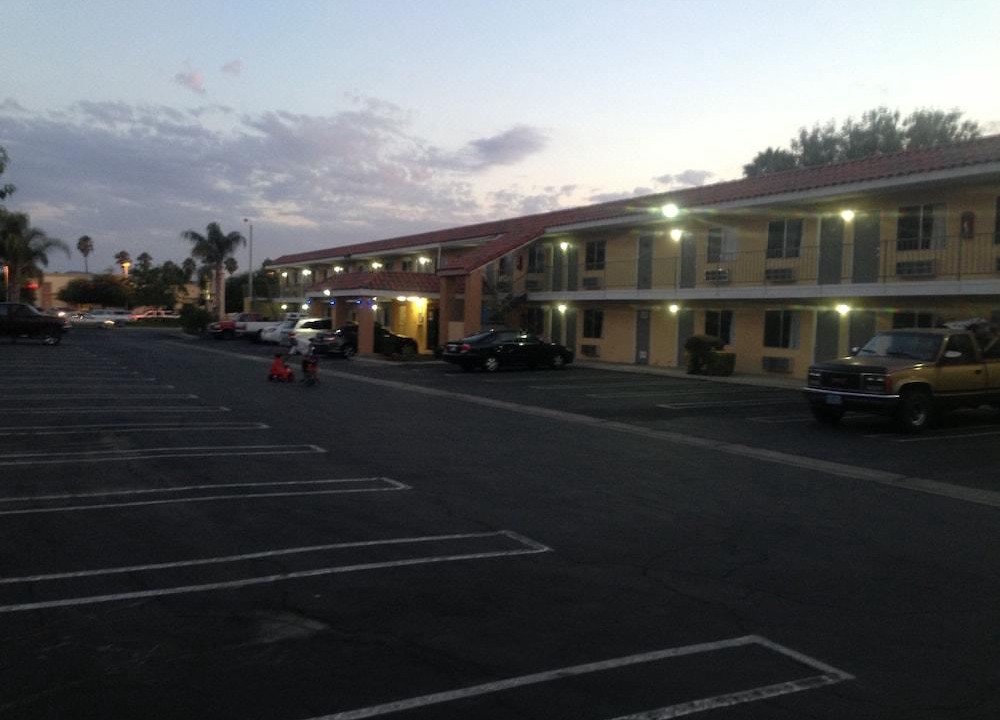 Photo of Buildings in Hemet