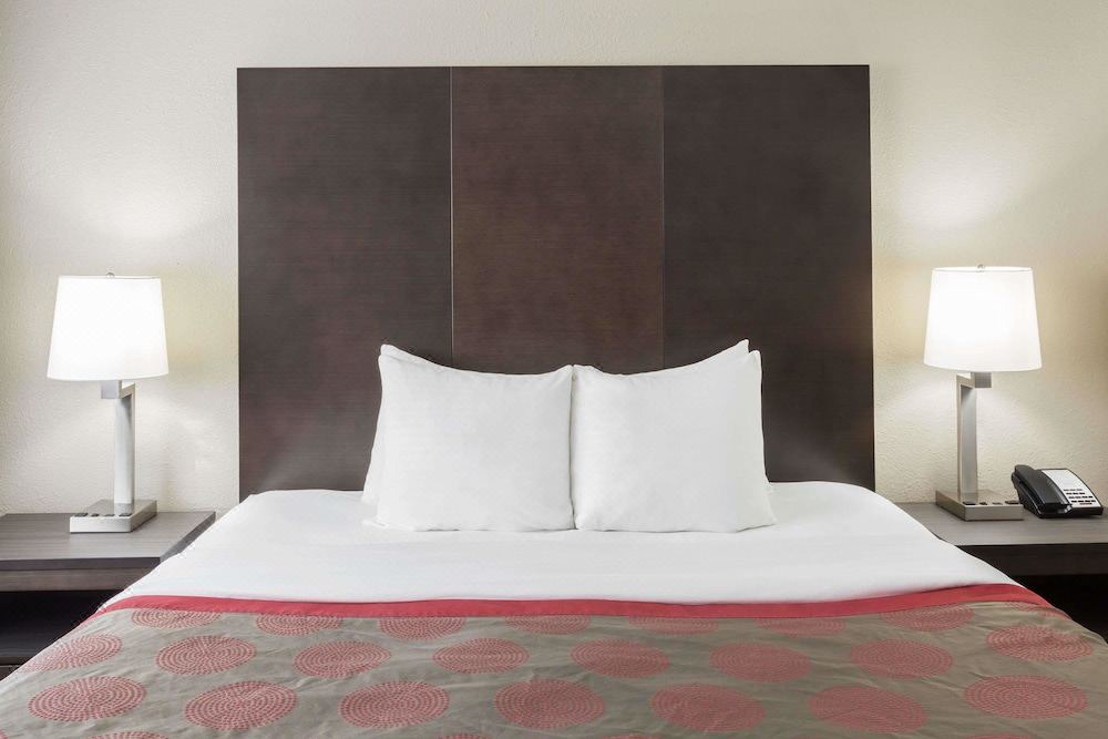 Photo of Bedroom in North Fremont Street