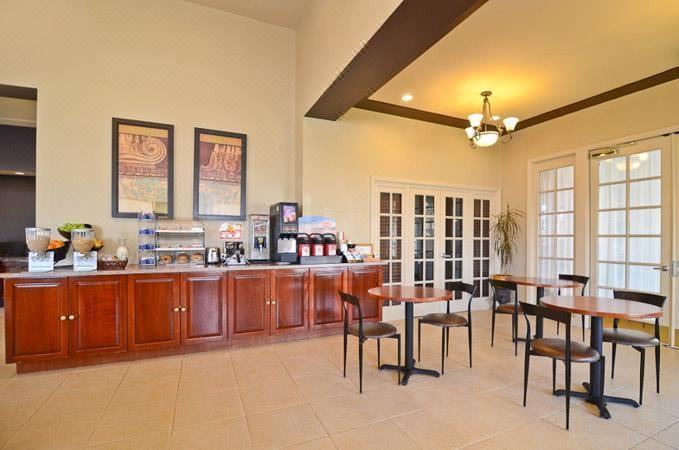 Photo of Livingroom in Davis