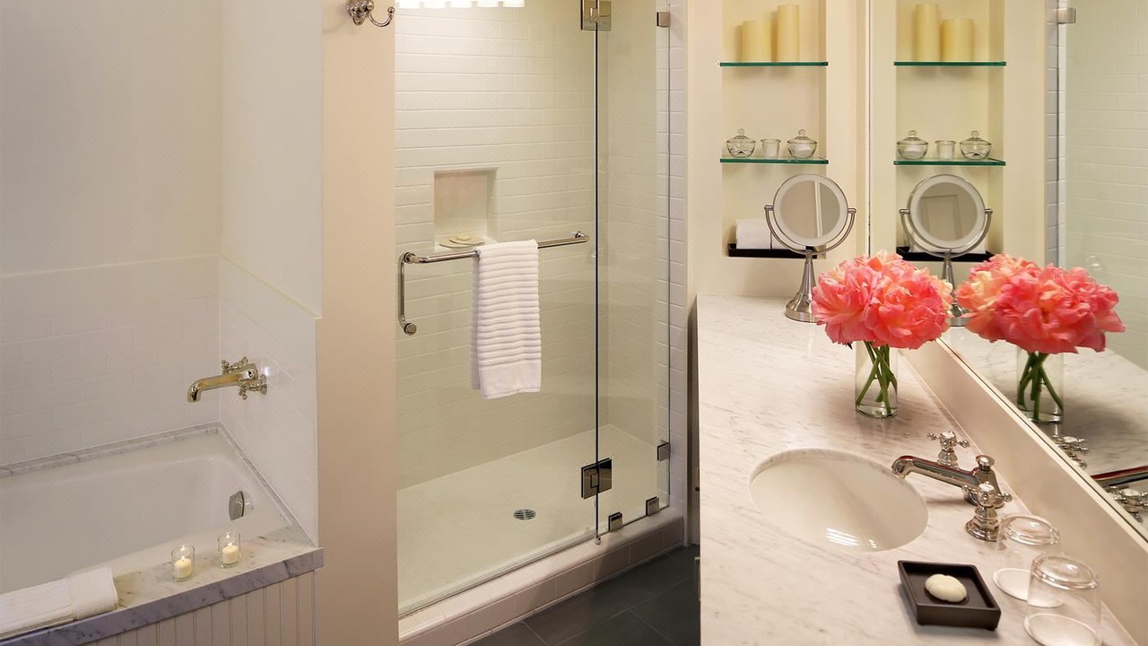 Photo of Bathroom in Deer Park