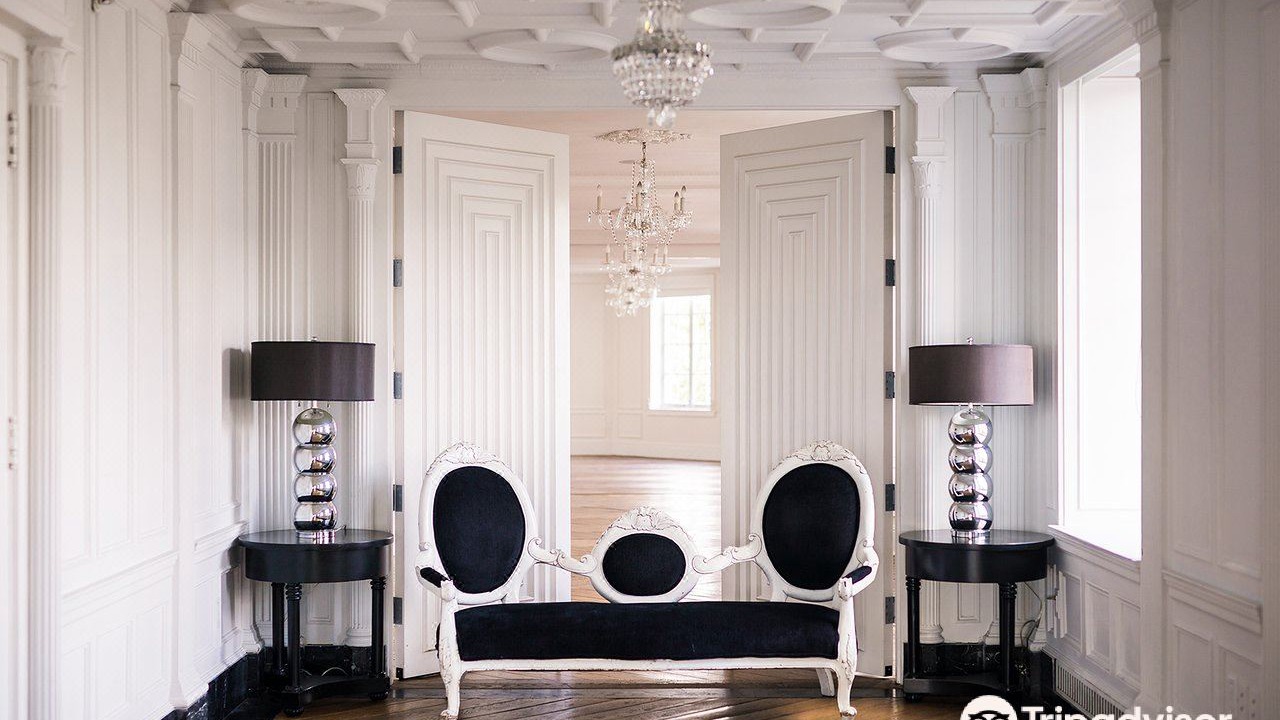 Photo of Livingroom in Downtown Culver City