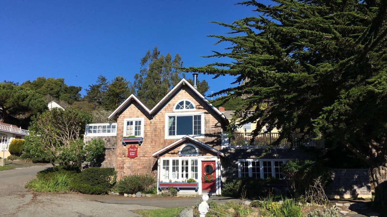Photo of Buildings in Jenner