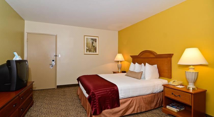 Photo of Bedroom in Arden-Arcade