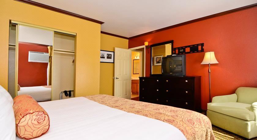 Photo of Bedroom in Arden-Arcade