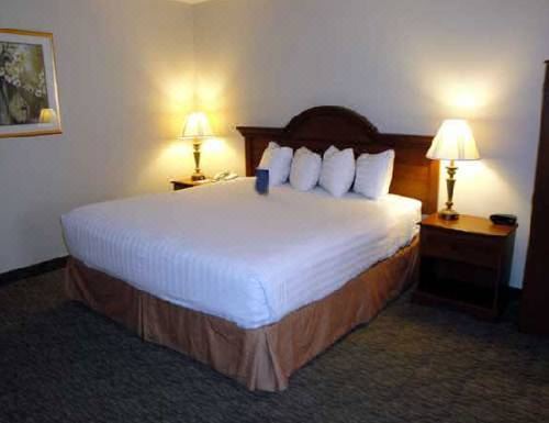 Photo of Bedroom in Arden-Arcade