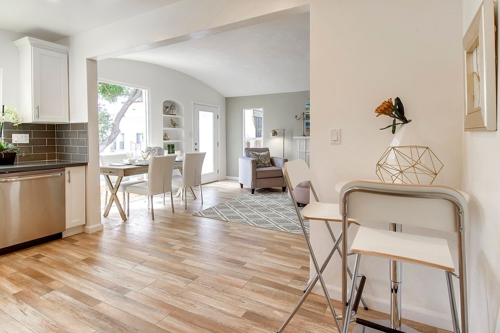 Photo of Livingroom in Melrose