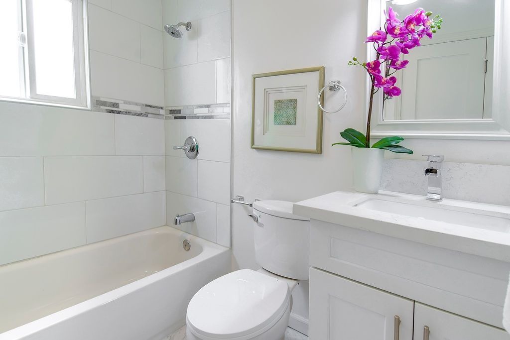 Photo of Bathroom in Melrose